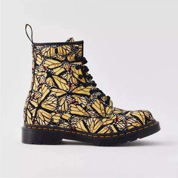 Dr Martens 1460 Butterfly Print Suede Lace-Up Boots Size 7 NWT - Picture 3 of 15